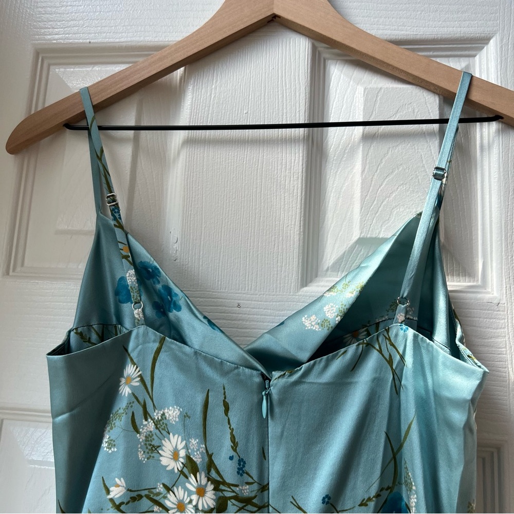 Reformation Devora Silk Maxi Dress Lago Blue Floral 2 Wedding Guest Bridesmaid - Picture 6 of 7